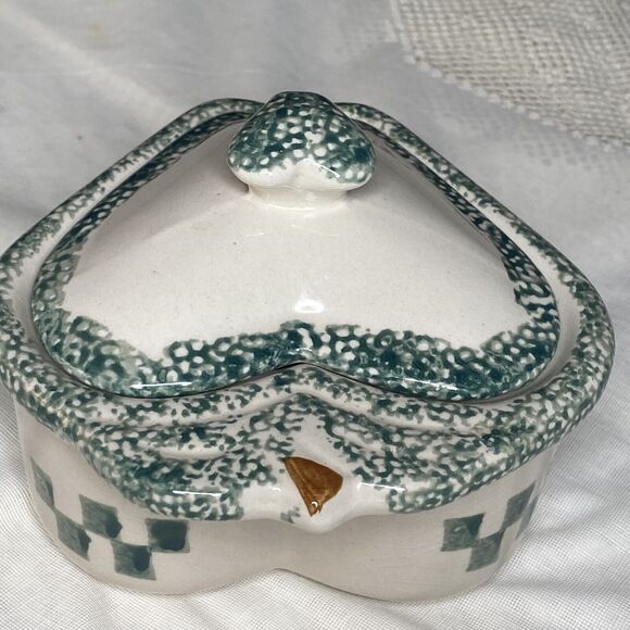 Vintage Heart Shaped Apple Themed Ceramic Sugar Bowl with Lid Ivory Green 4.5" - Picture 5 of 9